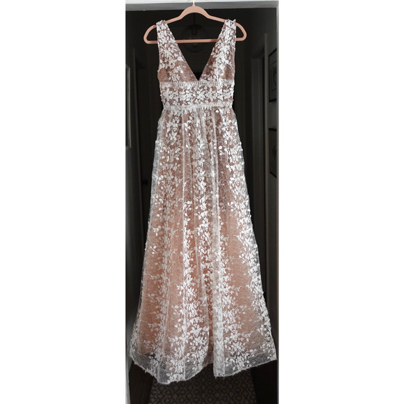Bronx & Banco Megan Lace Maxi Dress Small White Floral Sheer Boho Bridal Gown - Picture 6 of 16
